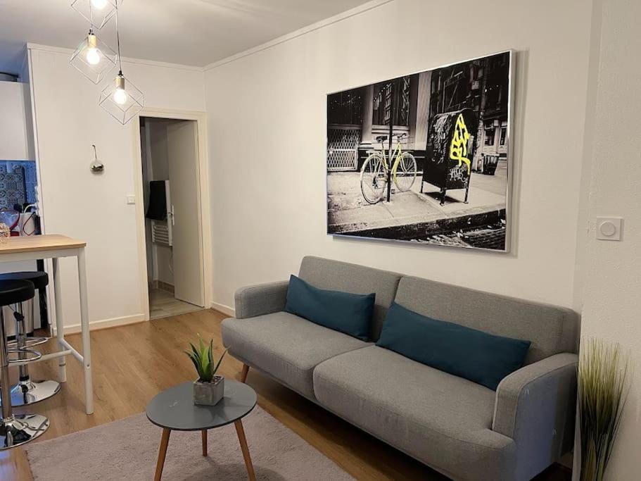 Le Comte Est Bon, Quartier Antiquaires Apartment Dijon Exterior foto